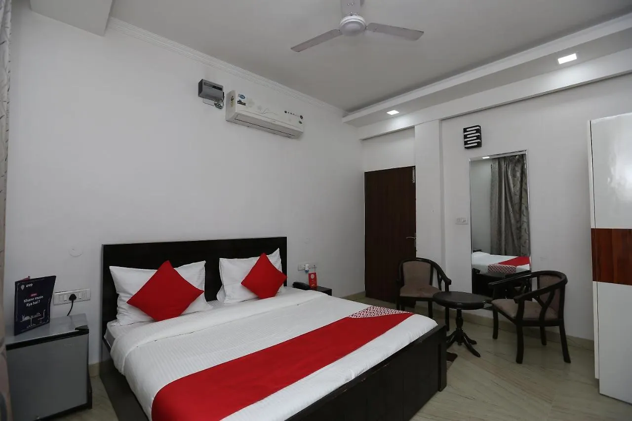 Hotel O Krishna Inn Gurgaon